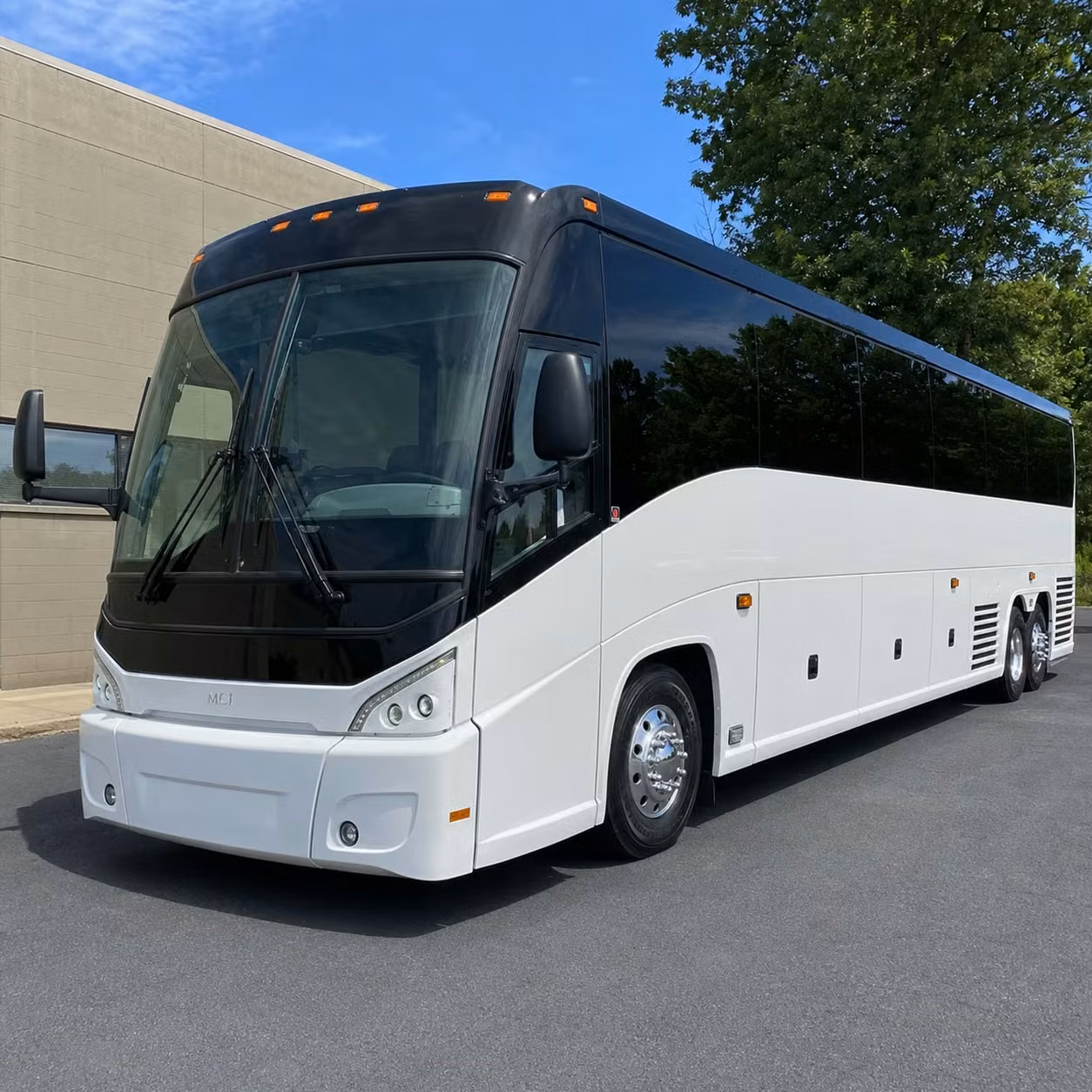 north lauderdale charter bus rental exterior