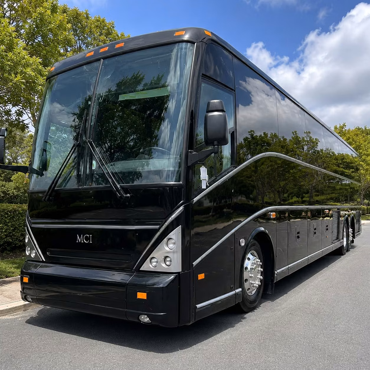 northlauderdalecharterbuscompany com is how north lauderdale groups get to fpl solar amphitheater and outdoor festivals