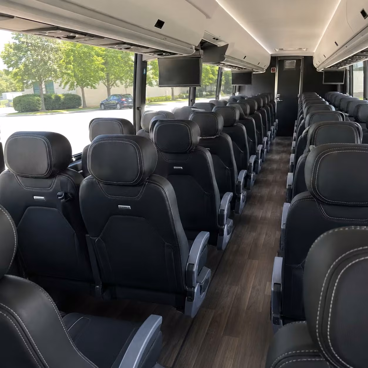 sporting event charter buses to amerant bank arena in sunrise